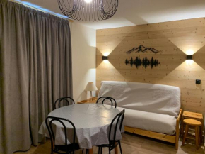 Charmant appart 2P cabine, rénové, balcon, parking gratuit, pied des pistes - FR-1-755-22